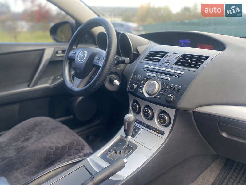 Седан Mazda 3 2011 в Ивано-Франковске фото 29 Седан Mazda 3 2011 в Ивано-Франковске