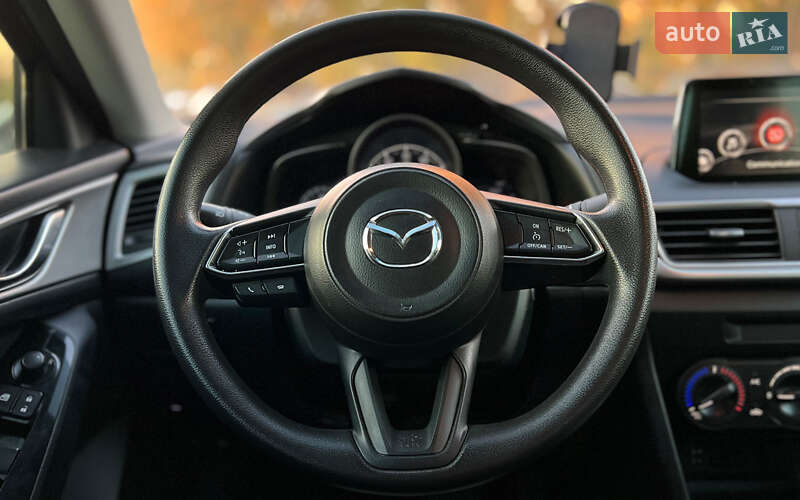 Седан Mazda 3 2017 в Львове фото 8 Седан Mazda 3 2017 в Львове