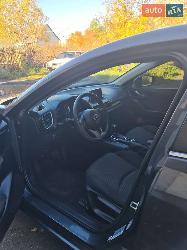 Седан Mazda 3 2015 в Ужгороде фото 10 Седан Mazda 3 2015 в Ужгороде