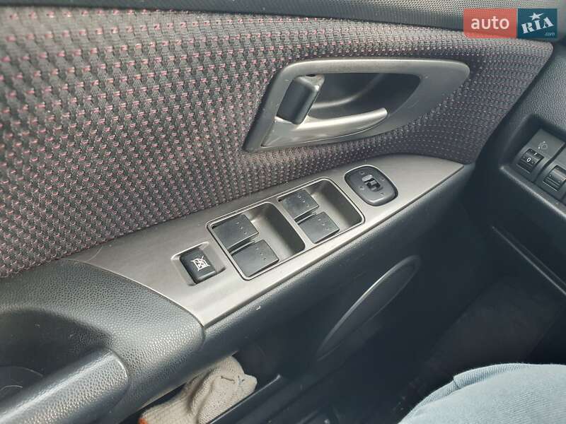 Седан Mazda 3 2007 в Києві фото 10 Седан Mazda 3 2007 в Києві