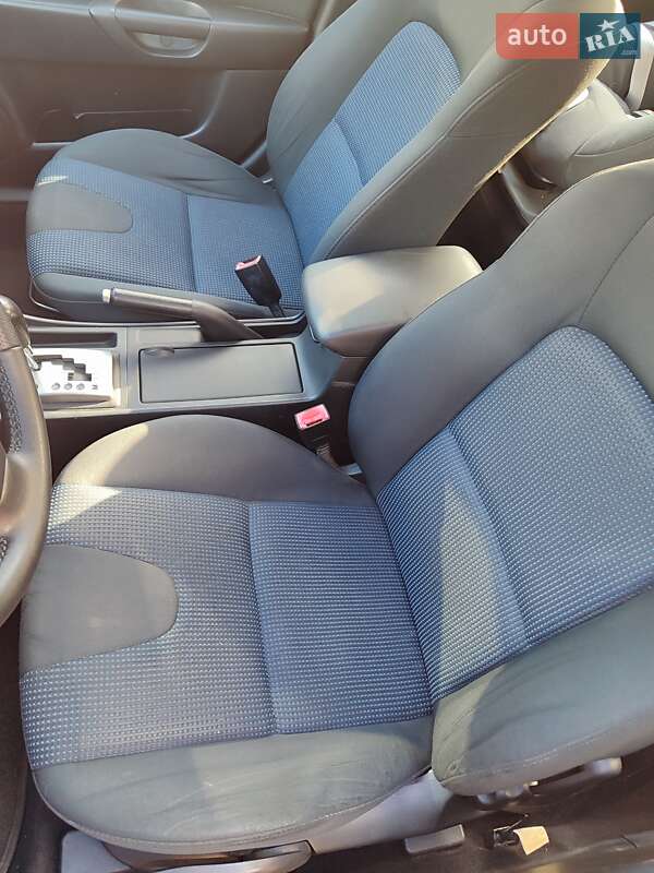 Седан Mazda 3 2006 в Києві