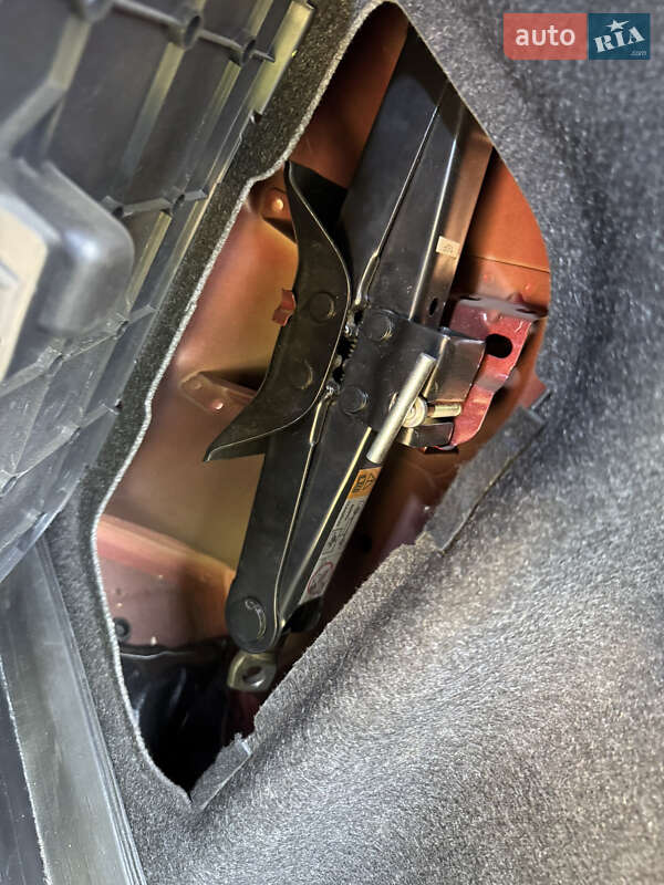 Седан Mazda 3 2016 в Запорожье фото 24 Седан Mazda 3 2016 в Запорожье