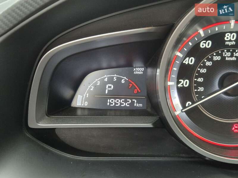 Хетчбек Mazda 3 2016 в Дніпрі фото 10 Хетчбек Mazda 3 2016 в Дніпрі