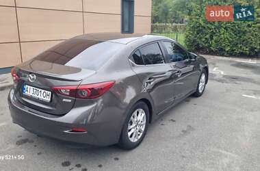 Седан Mazda 3 2014 в Киеве