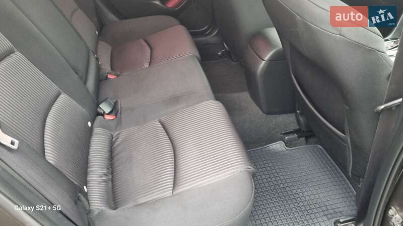 Седан Mazda 3 2014 в Киеве