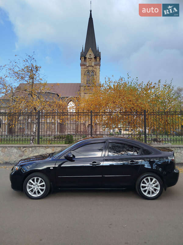 Седан Mazda 3 2008 в Каменском