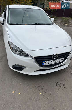 Седан Mazda 3 2016 в Новых Санжарах