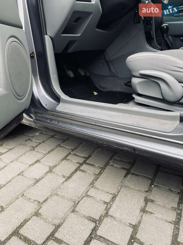 Хэтчбек Mazda 3 2005 в Ивано-Франковске