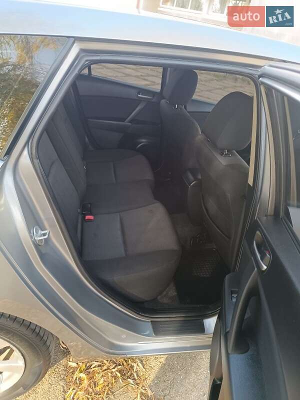 Хэтчбек Mazda 3 2009 в Черновцах фото 15 Хэтчбек Mazda 3 2009 в Черновцах