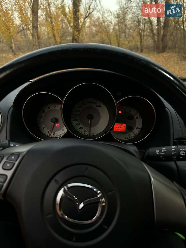 Хэтчбек Mazda 3 2006 в Днепре