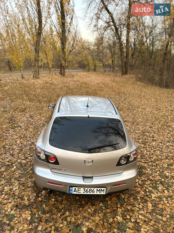 Хэтчбек Mazda 3 2006 в Днепре