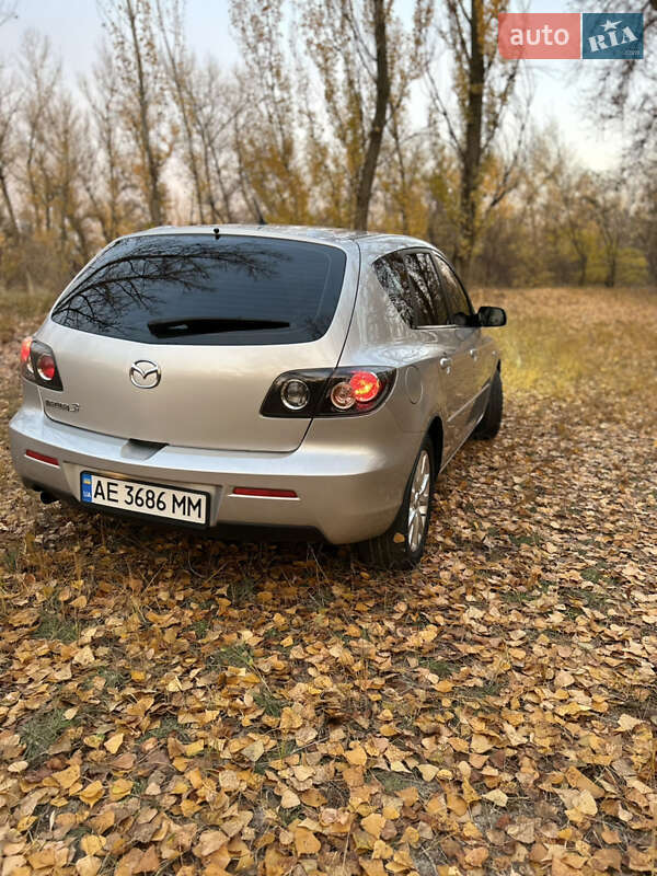 Хэтчбек Mazda 3 2006 в Днепре