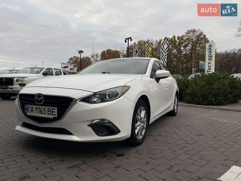 Седан Mazda 3 2016 в Полтаве фото 2 Седан Mazda 3 2016 в Полтаве