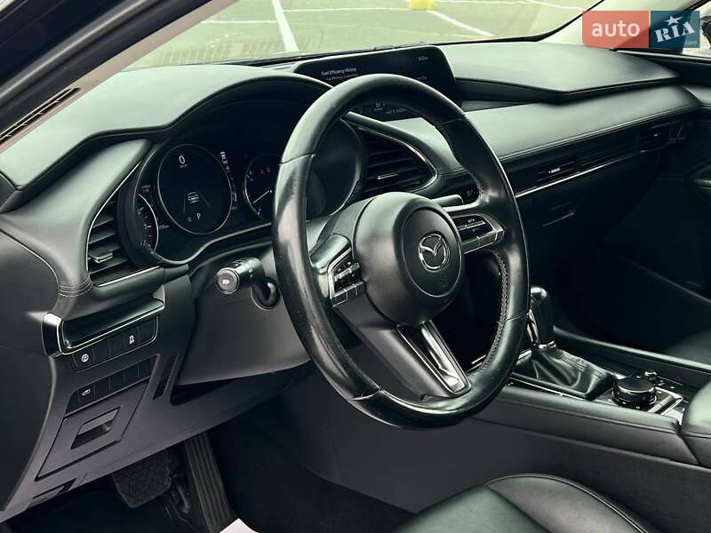 Седан Mazda 3 2018 в Одесі фото 11 Седан Mazda 3 2018 в Одесі