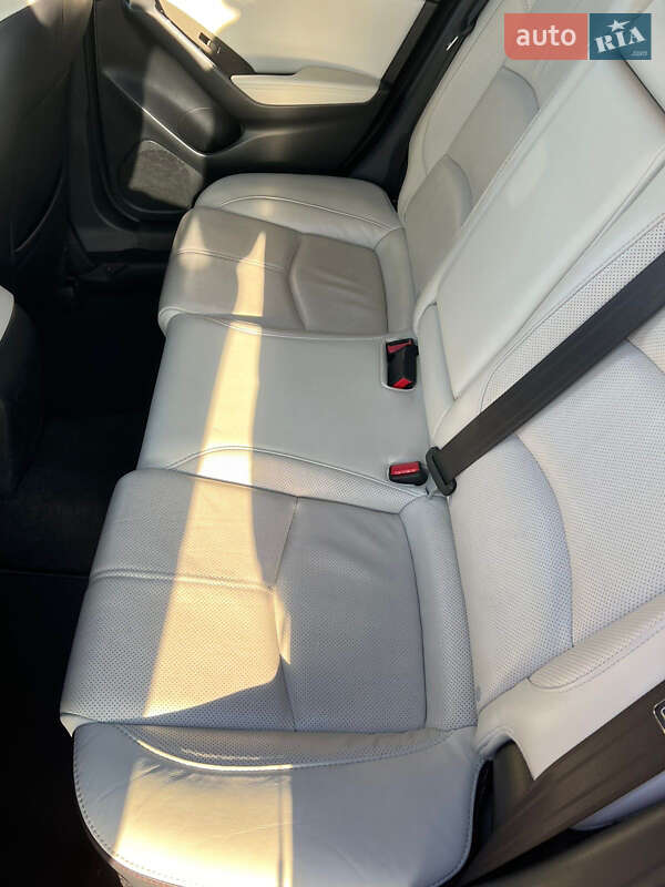 Седан Mazda 3 2018 в Києві фото 10 Седан Mazda 3 2018 в Києві