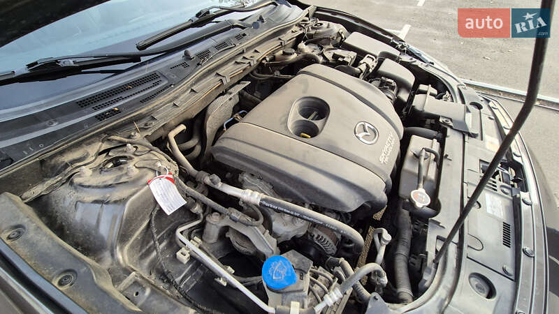 Седан Mazda 3 2016 в Киеве