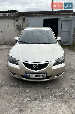 Седан Mazda 3 2005 в Каменском