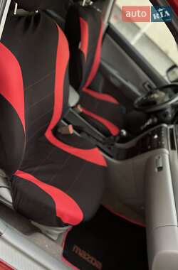 Хэтчбек Mazda 3 2005 в Берегово