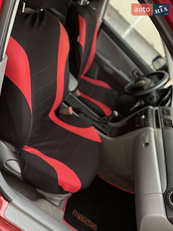 Хэтчбек Mazda 3 2005 в Берегово фото 8 Хэтчбек Mazda 3 2005 в Берегово