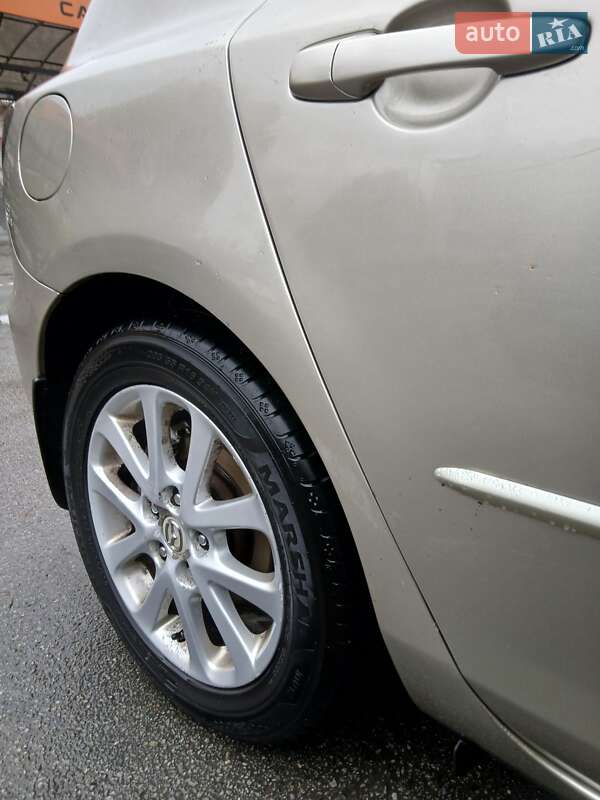 Хетчбек Mazda 3 2008 в Чернігові