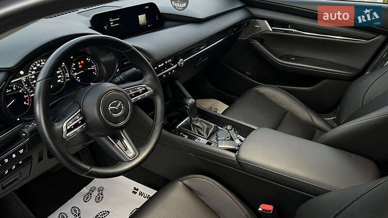 Седан Mazda 3 2022 в Львові