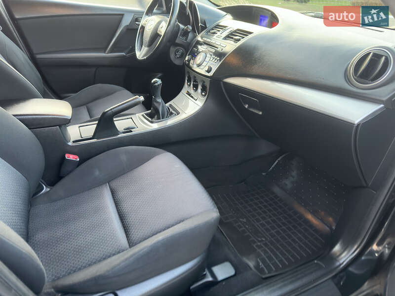 Хетчбек Mazda 3 2009 в Броварах