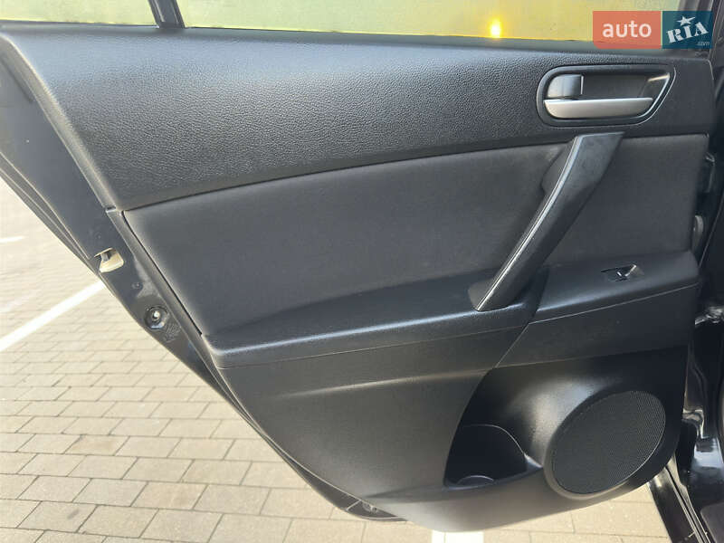 Хетчбек Mazda 3 2009 в Броварах