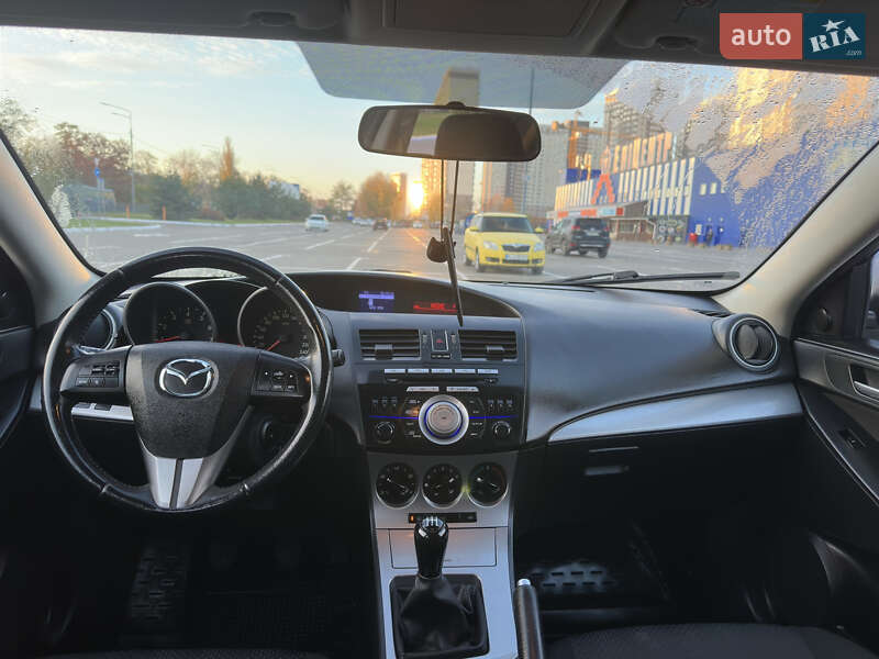 Хетчбек Mazda 3 2009 в Броварах