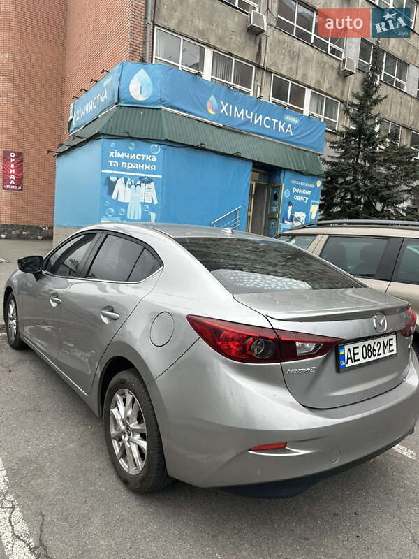 Седан Mazda 3 2015 в Дніпрі фото 2 Седан Mazda 3 2015 в Дніпрі