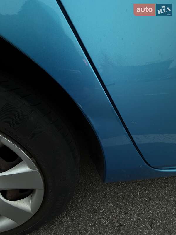 Хетчбек Mazda 3 2010 в Києві фото 14 Хетчбек Mazda 3 2010 в Києві