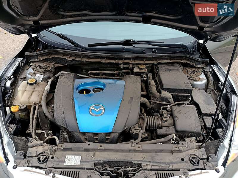 Хетчбек Mazda 3 2013 в Черкасах