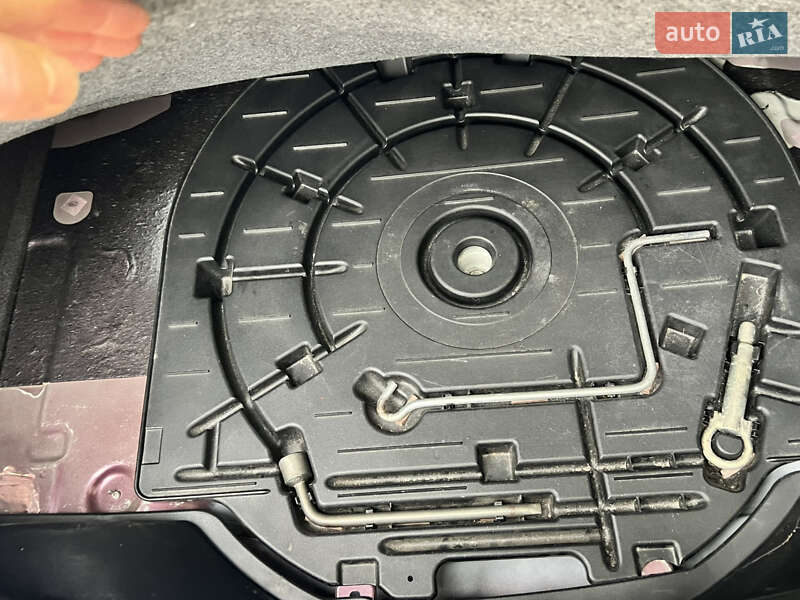 Седан Mazda 3 2007 в Ровно