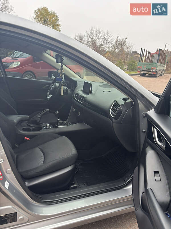 Хетчбек Mazda 3 2014 в Житомирі