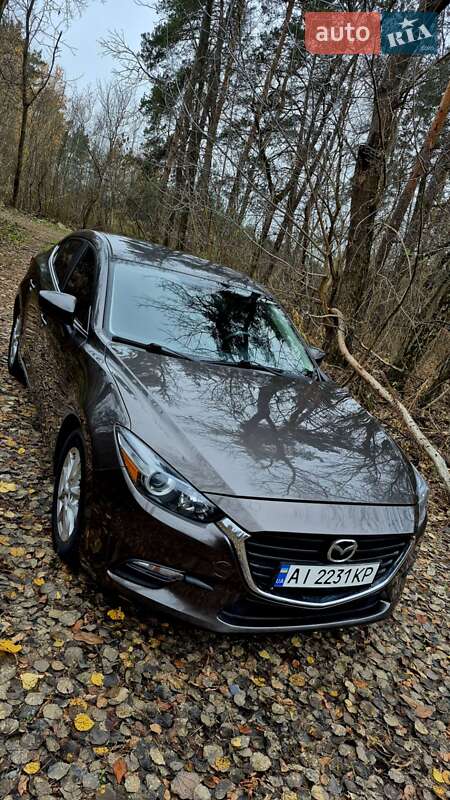 Седан Mazda 3 2017 в Києві