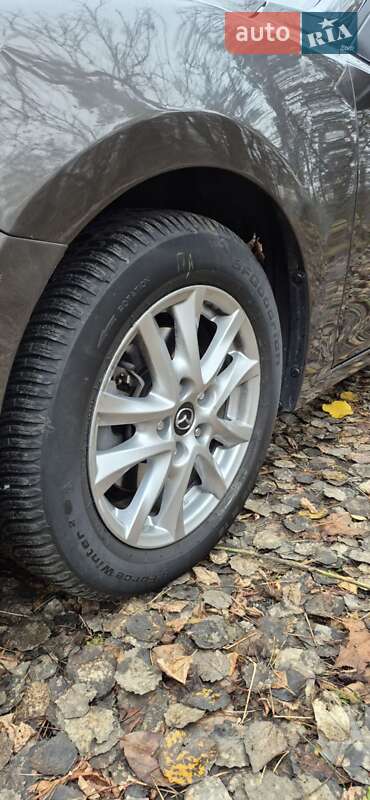 Седан Mazda 3 2017 в Києві