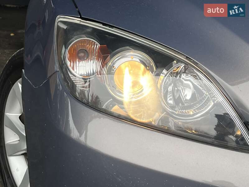 Хэтчбек Mazda 3 2008 в Виннице