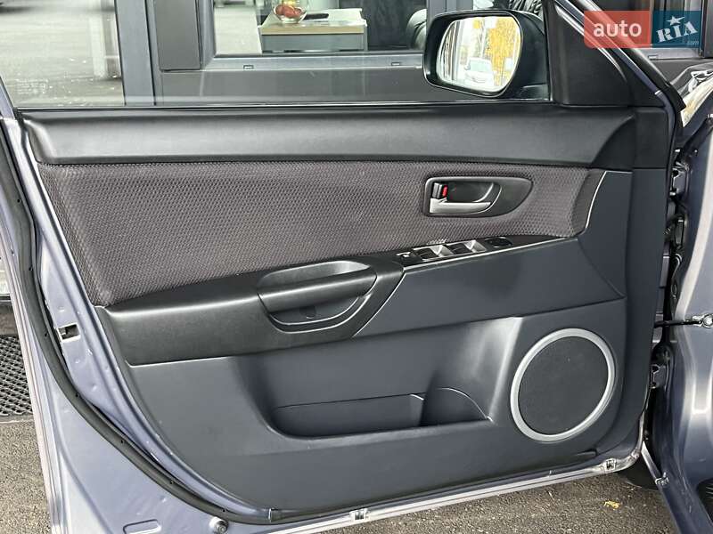 Хэтчбек Mazda 3 2008 в Виннице