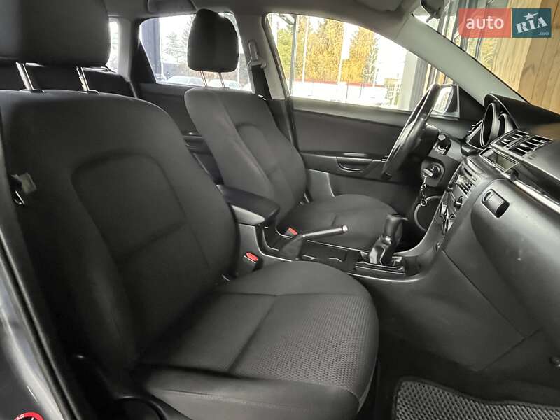 Хэтчбек Mazda 3 2008 в Виннице