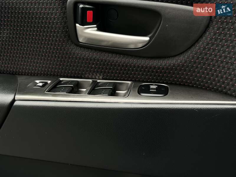 Хэтчбек Mazda 3 2008 в Виннице