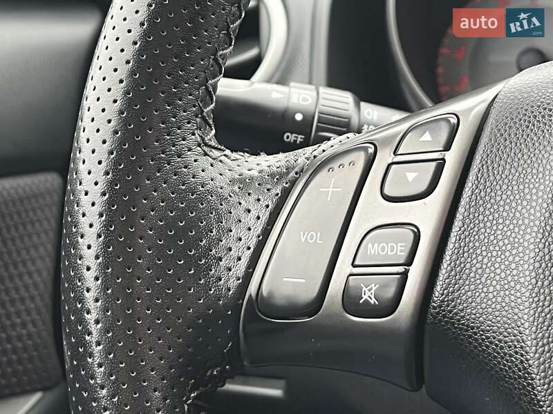 Хэтчбек Mazda 3 2008 в Виннице