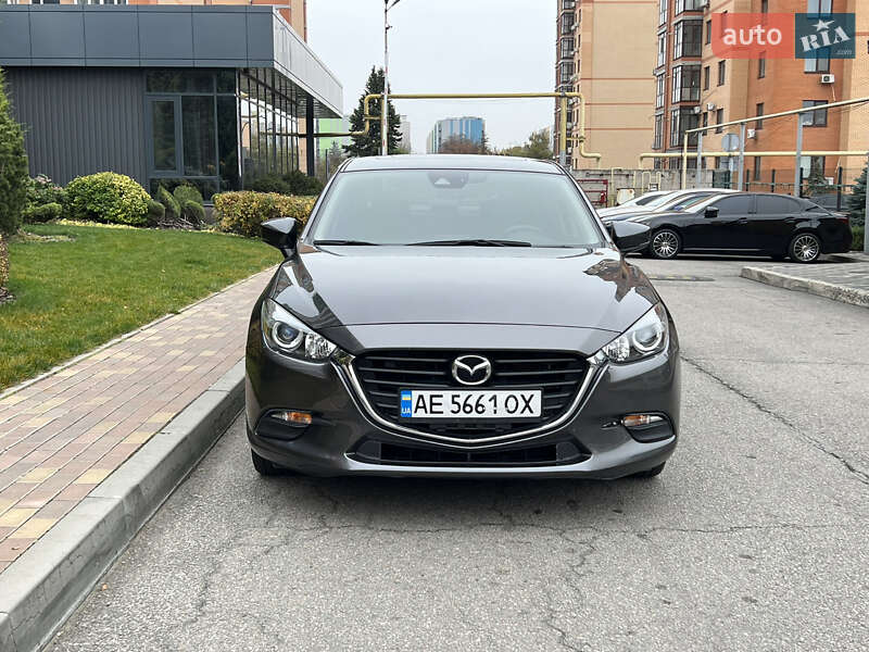 Седан Mazda 3 2018 в Дніпрі фото 4 Седан Mazda 3 2018 в Дніпрі