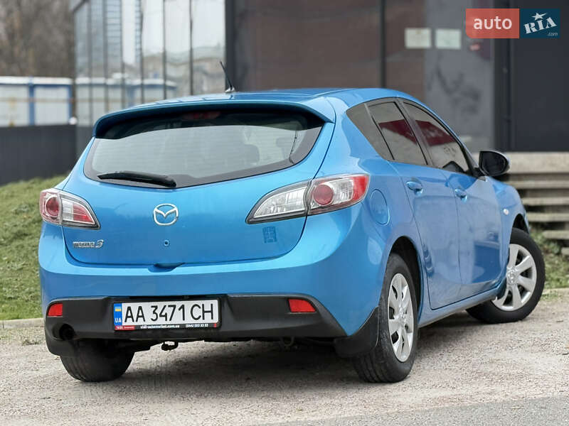 Хетчбек Mazda 3 2010 в Києві