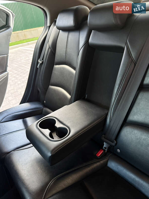 Седан Mazda 3 2017 в Софіївській Борщагівці