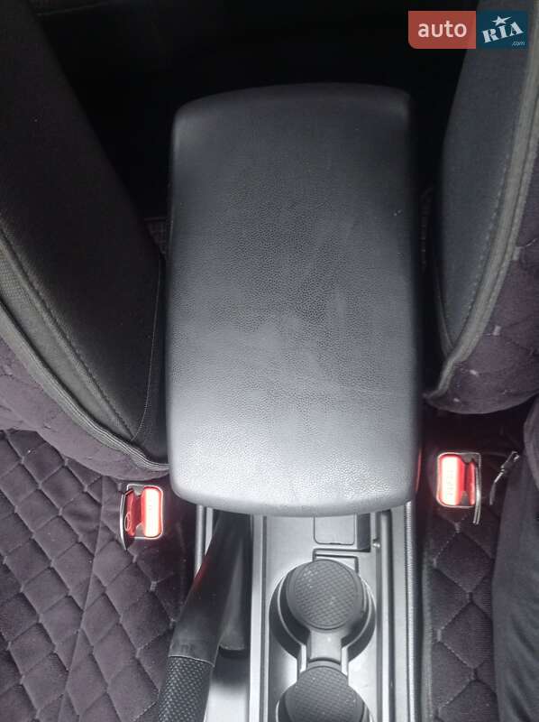 Хетчбек Mazda 3 2007 в Черкасах фото 23 Хетчбек Mazda 3 2007 в Черкасах