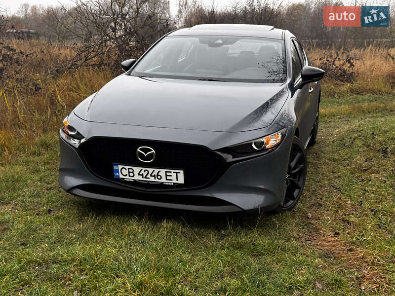 Хетчбек Mazda 3 2023 в Чернігові