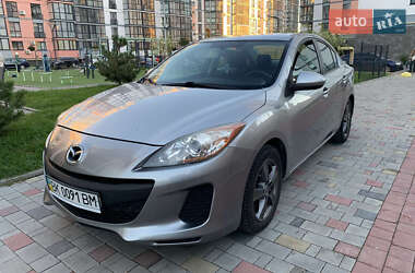 Седан Mazda 3 2012 в Луцьку