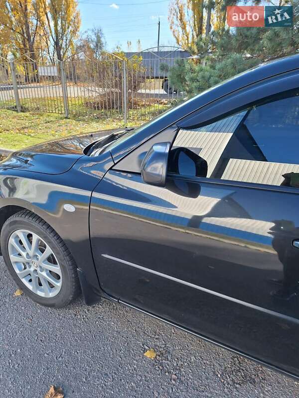 Хэтчбек Mazda 3 2008 в Кременчуге