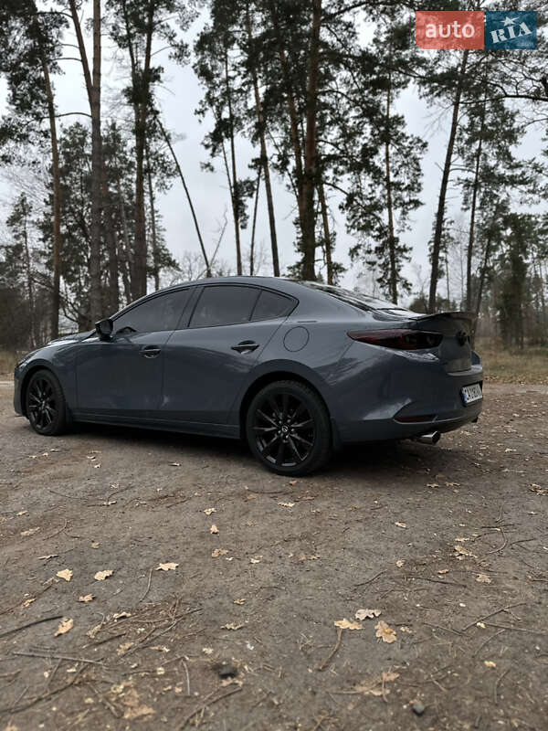Седан Mazda 3 2022 в Черкассах
