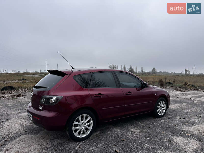 Хетчбек Mazda 3 2008 в Томаківці