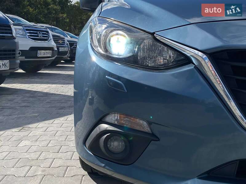 Седан Mazda 3 2014 в Києві